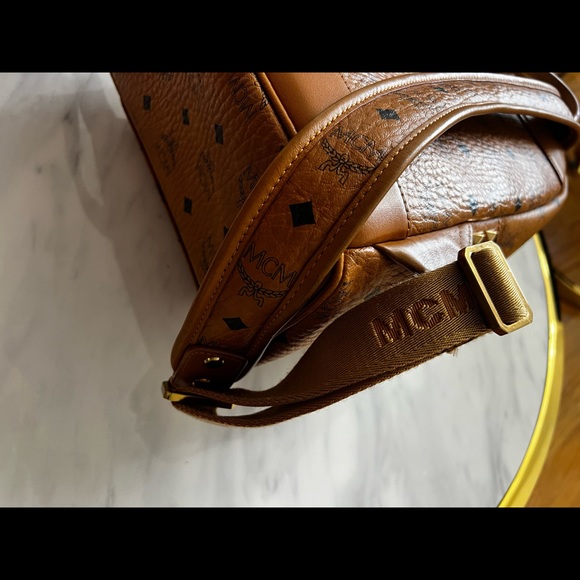 MCM Stark Side Stud Backpack Cognac - Picture 10 of 12